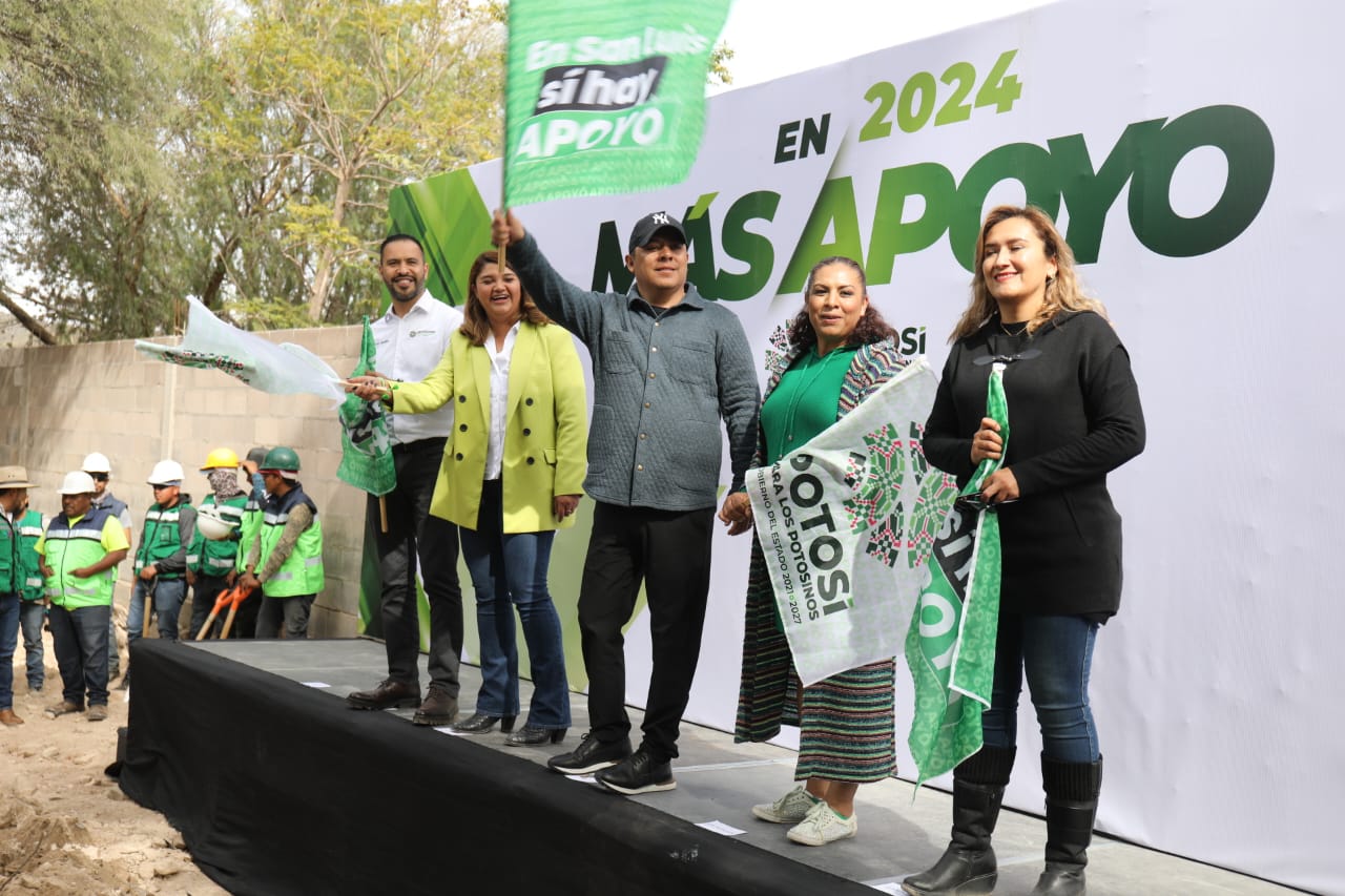 RICARDO GALLARDO ARRANCA MODERNIZACIÓN DE UNA CALLE MÁS EN PORTEZUELO