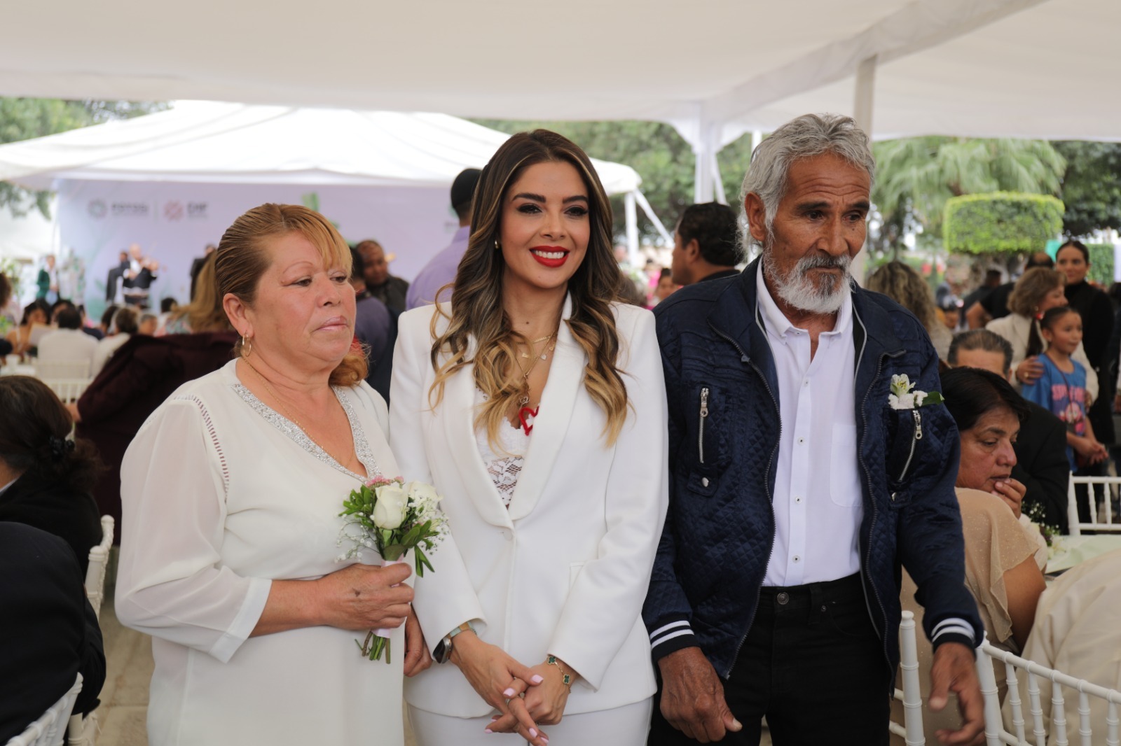 RUTH GONZÁLEZ SILVA ATESTIGUA MATRIMONIO CIVIL DE MÁS DE MIL PAREJAS