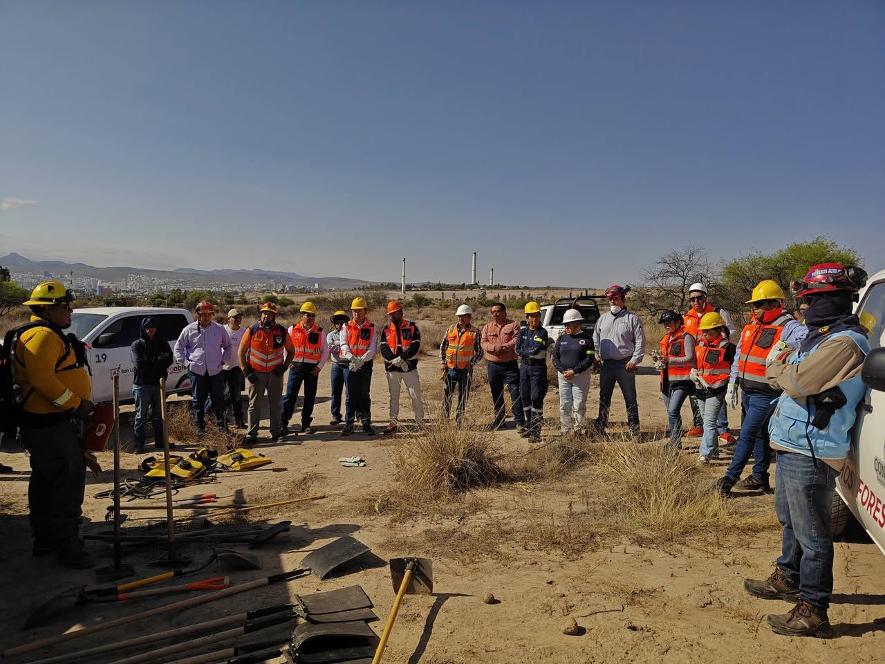 Alcalde Enrique Galindo Ceballos impulsa capacitación para fortalecer la atención de incendios forestales