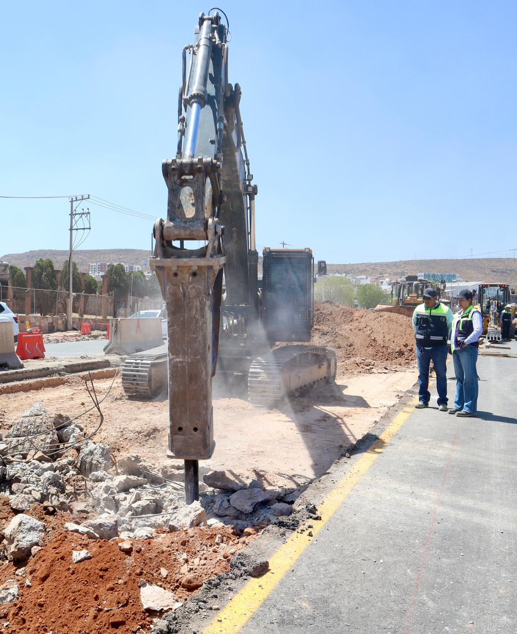 Continúa avance en construcción de desnivel arena potosí