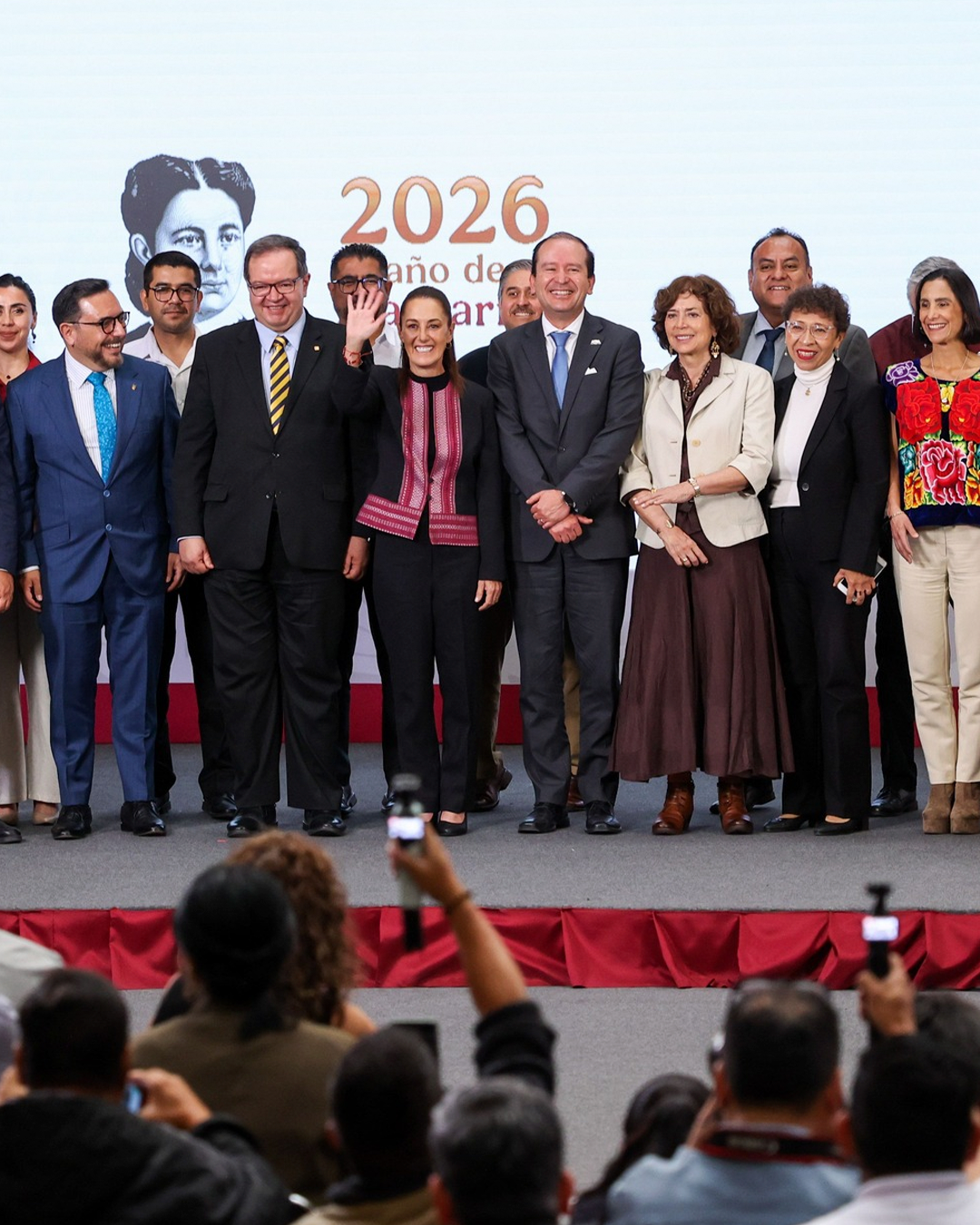 Sheinbaum presenta grupo de expertos para evaluar fracking en México