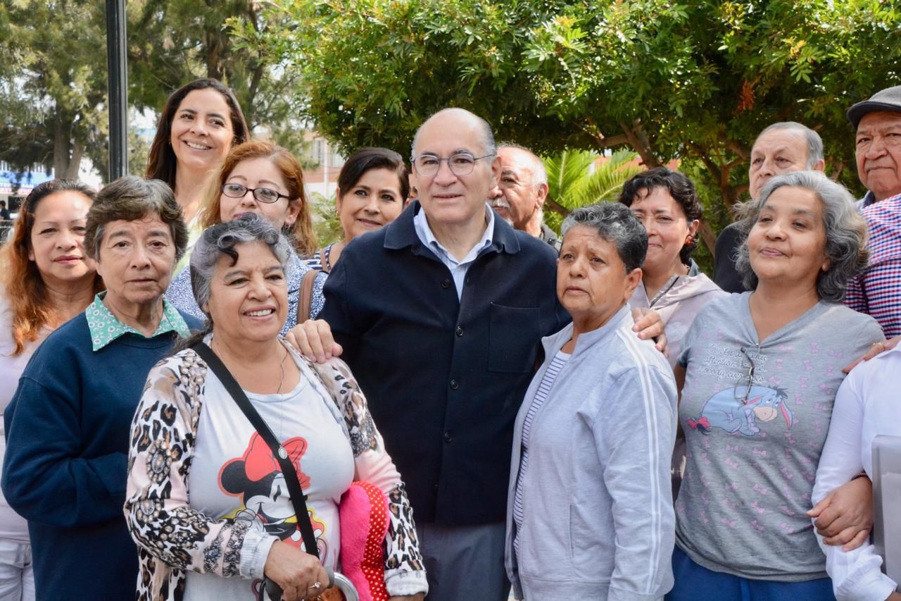 Alcalde Galindo atiende drenaje colapsado en San Juan de Guadalupe
