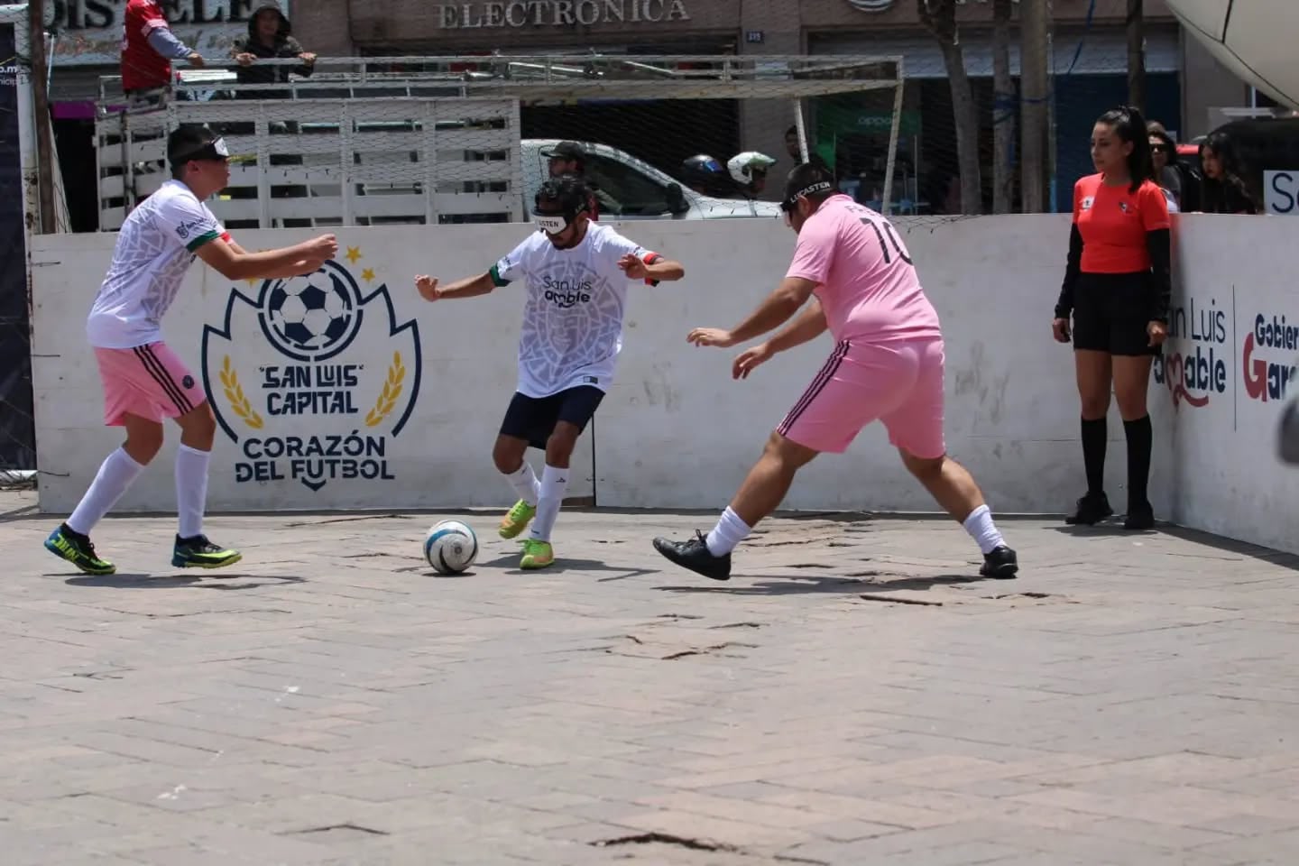 Continúan las actividades de la Dirección de Deporte Municipal, en el marco de la máxima justa mundialista.   