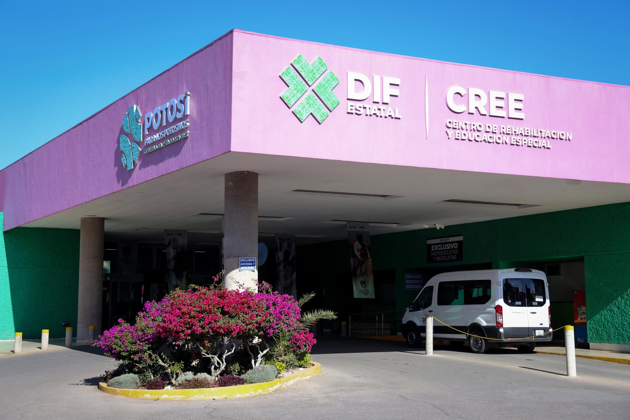 El CREE fortalece los servicios de rehabilitación en San Luis Potosí con capacidad para brindar atención a más de 600 personas diariamente