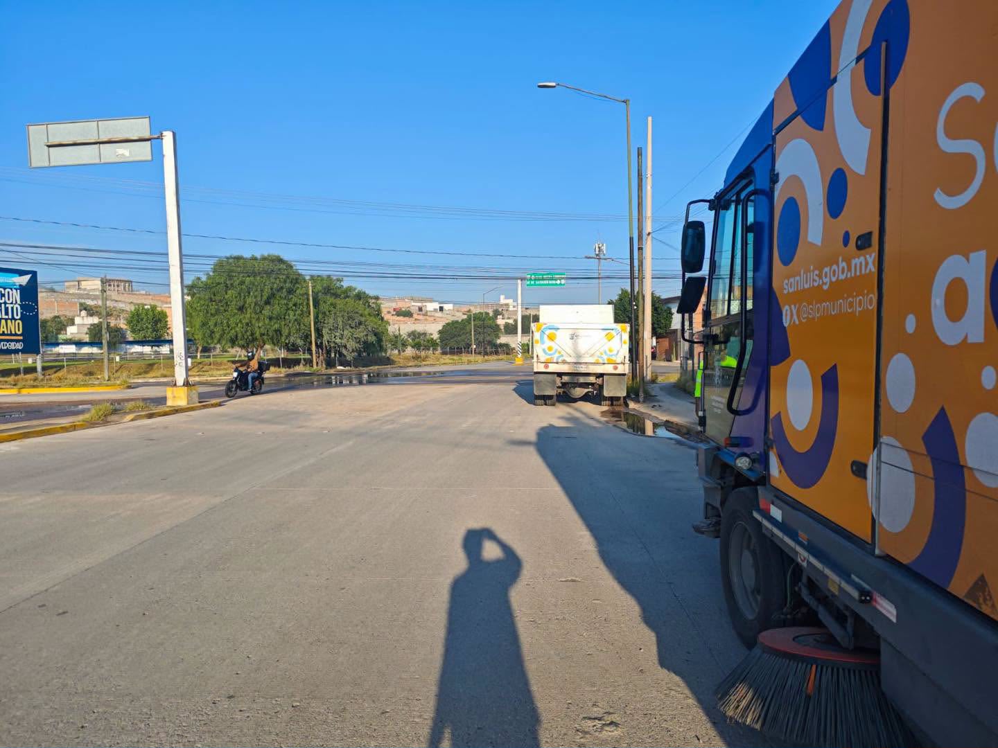 Gobierno de la Capital refuerza el Barrido Mecánico para mantener limpias las principales vialidades