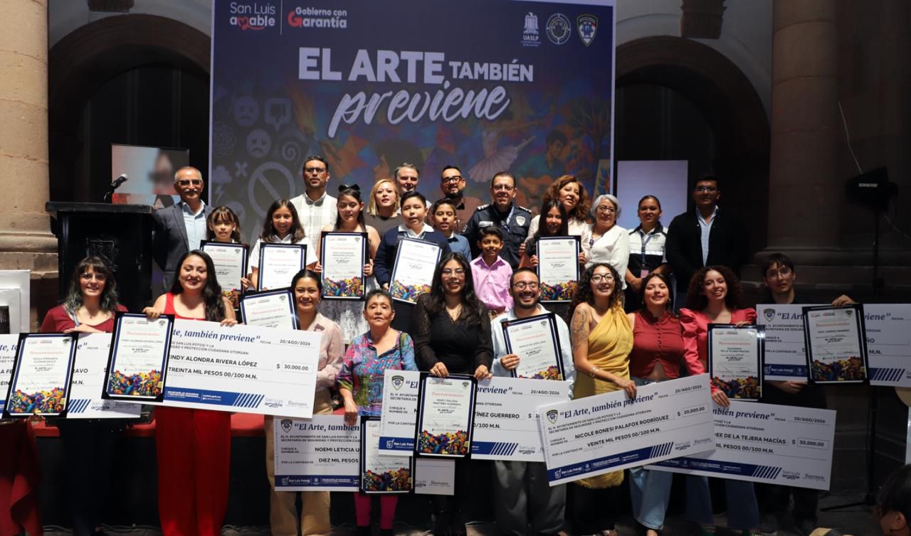 Gobierno de la Capital premia a participantes de “El Arte también previene” que promueve la cultura de paz y el autocuidado digital