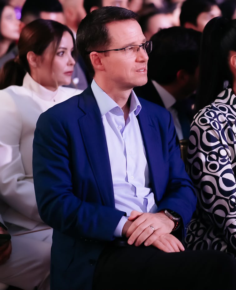 El informe de Enrique Galindo, ejemplo para todo el estado: senador Ricardo Anaya