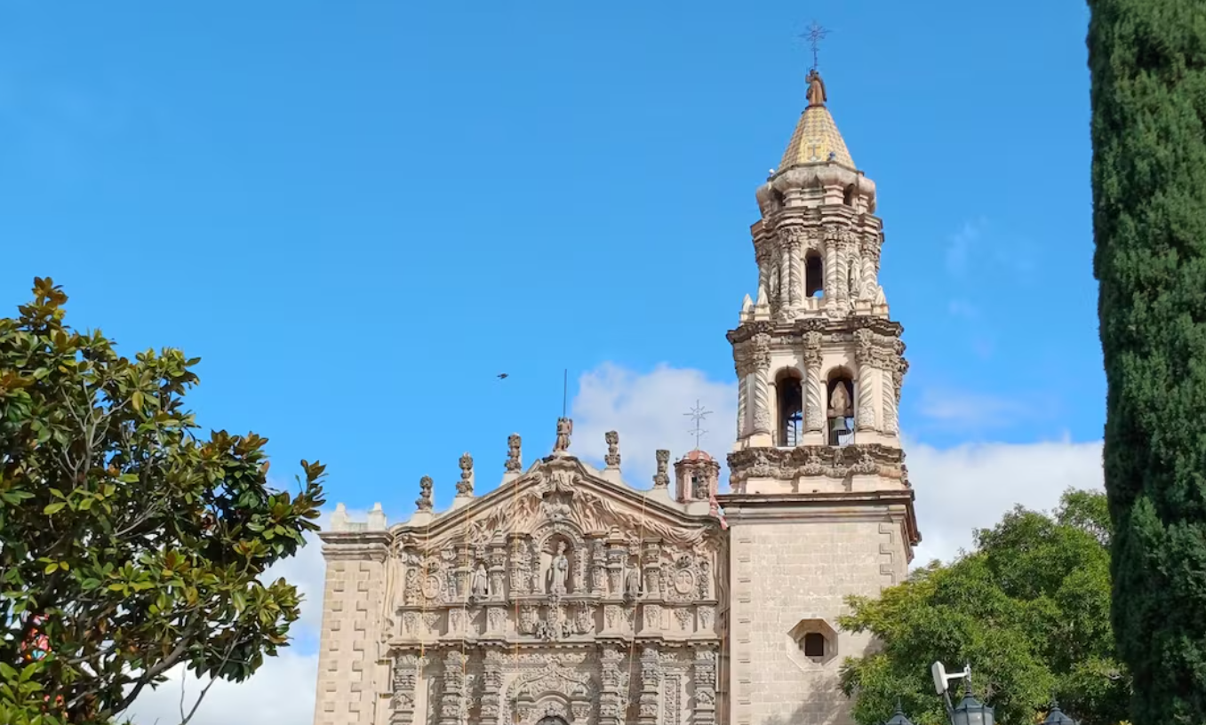 Restaurarán la torre del Templo del Carmen tras detectar daños en su estructura y ornamentos