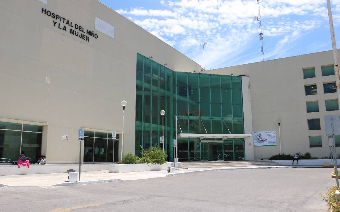 Protestan en Hospital del Niño y la Mujer por falta de material