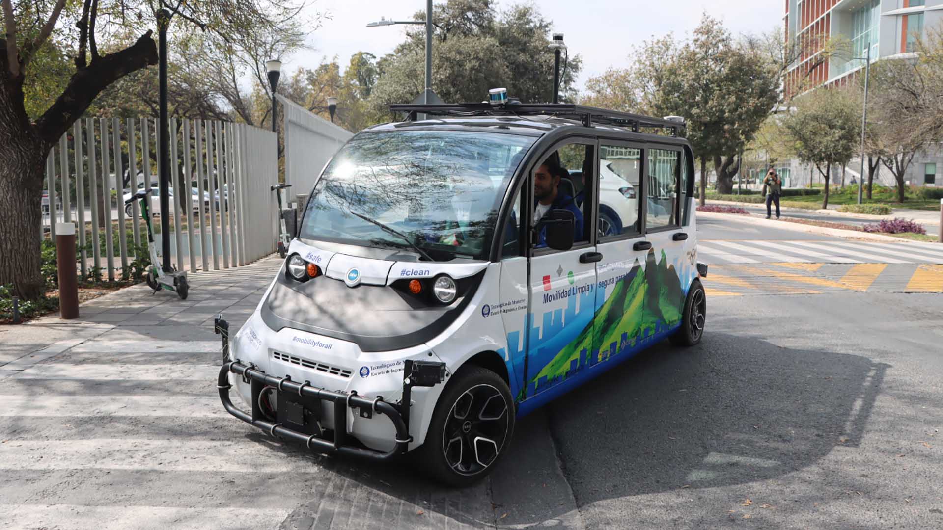Vehículo autónomo con inteligencia artificial llegará al Tec de Monterrey con acceso gratuito