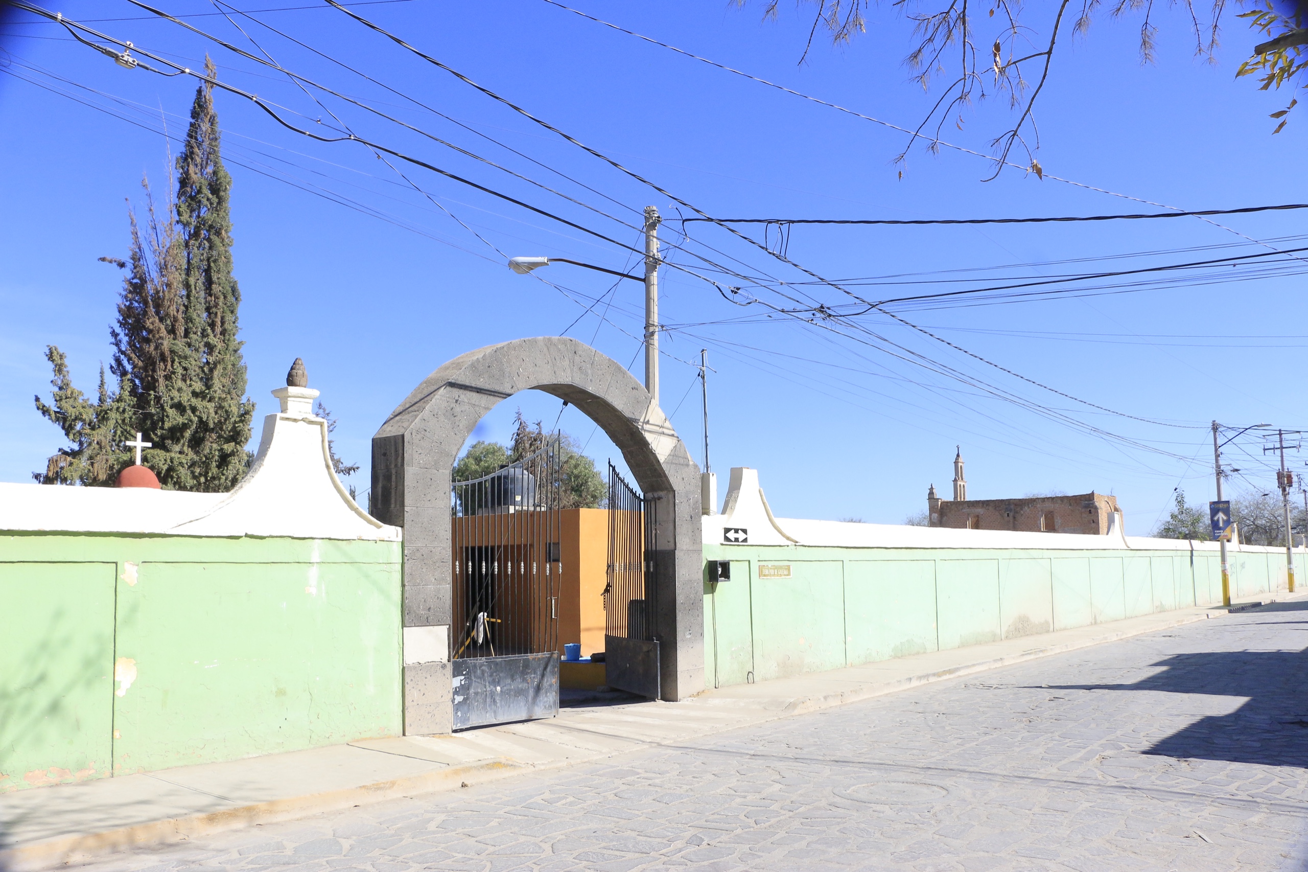 Villa de Pozos ampliará horarios de sus panteones para recibir a visitantes durante el Día de Muertos