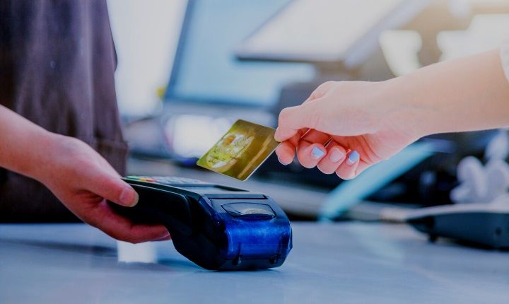 Economía digital amenaza la estabilidad de los pequeños comercios