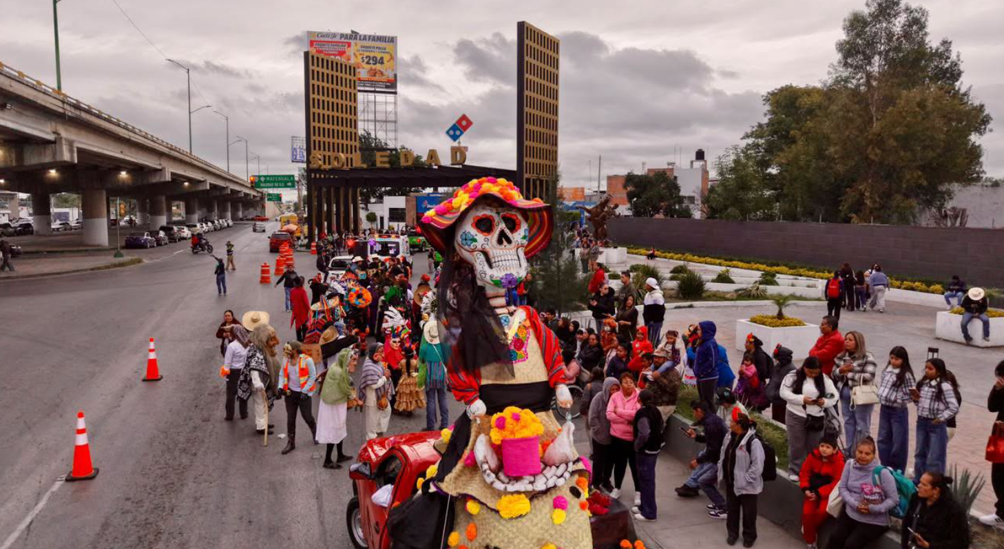 Xantolo 2026 llena de máscaras, música y tradición las calles de Soledad