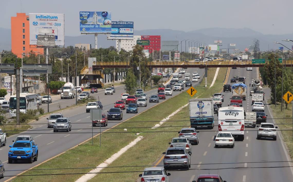 Refuerzan seguridad en paradores de la carretera 57 para proteger al transporte de carga