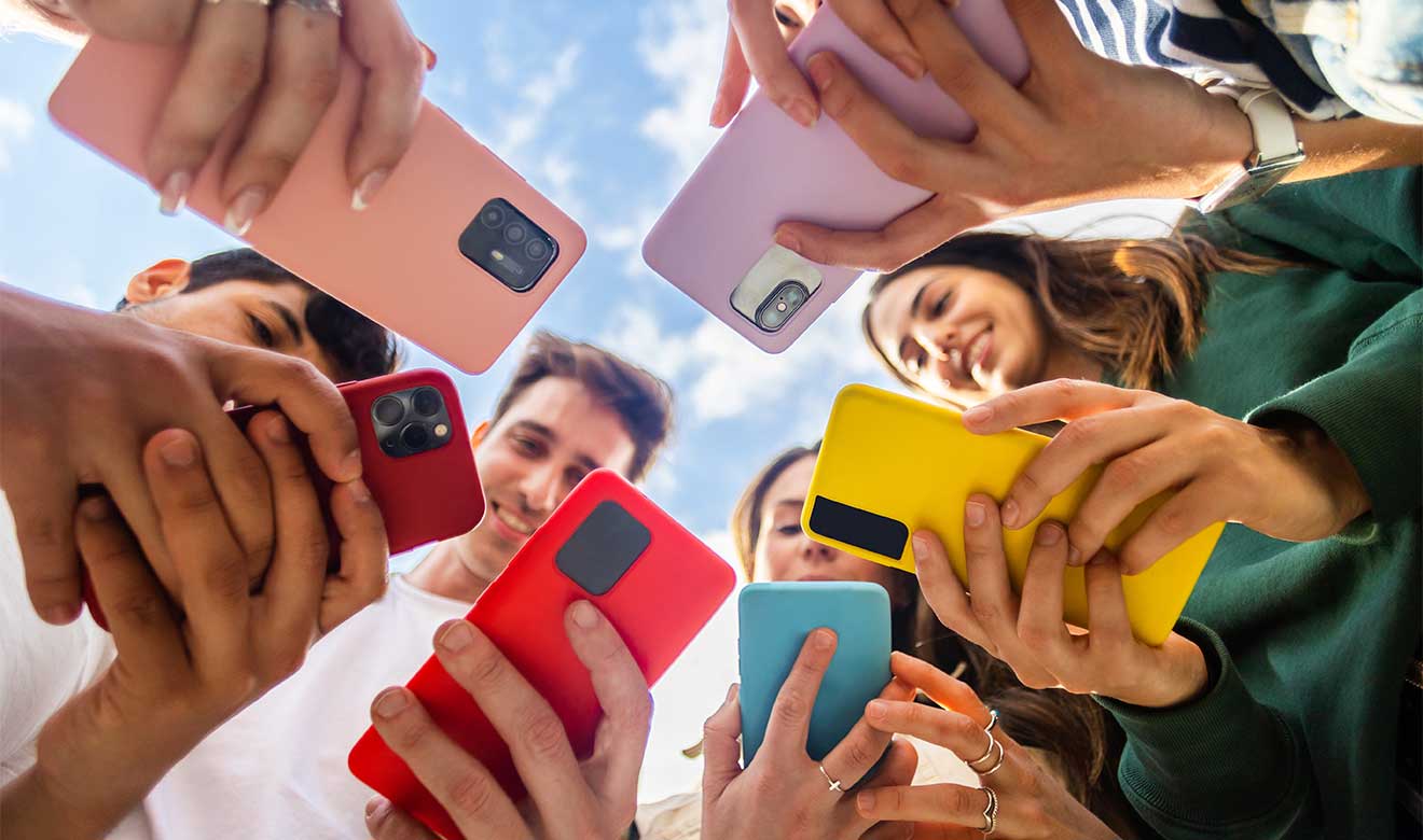 Buscan frenar el uso excesivo de celulares y redes sociales con nueva propuesta de salud digital en San Luis Potosí