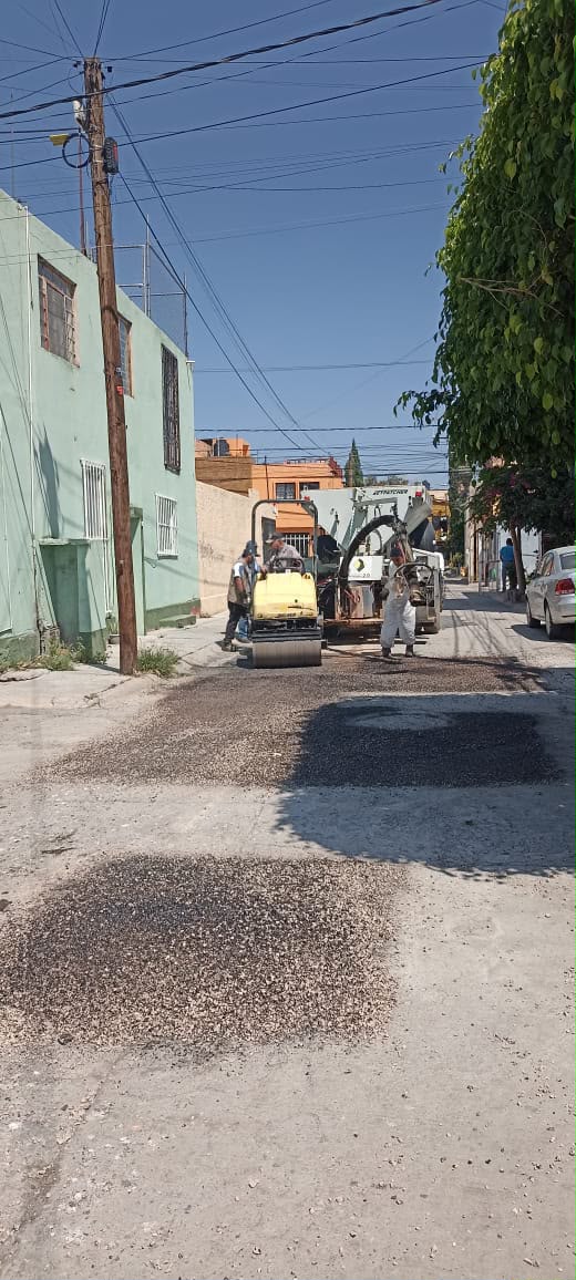 Atiende Obras Públicas reportes ciudadanos y prioriza reparación de baches en San Luis Capital