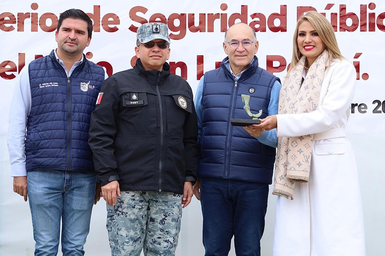 En Domingo de Pilas con la Guardia Nacional, Enrique Galindo recibe Premio Alma 2026