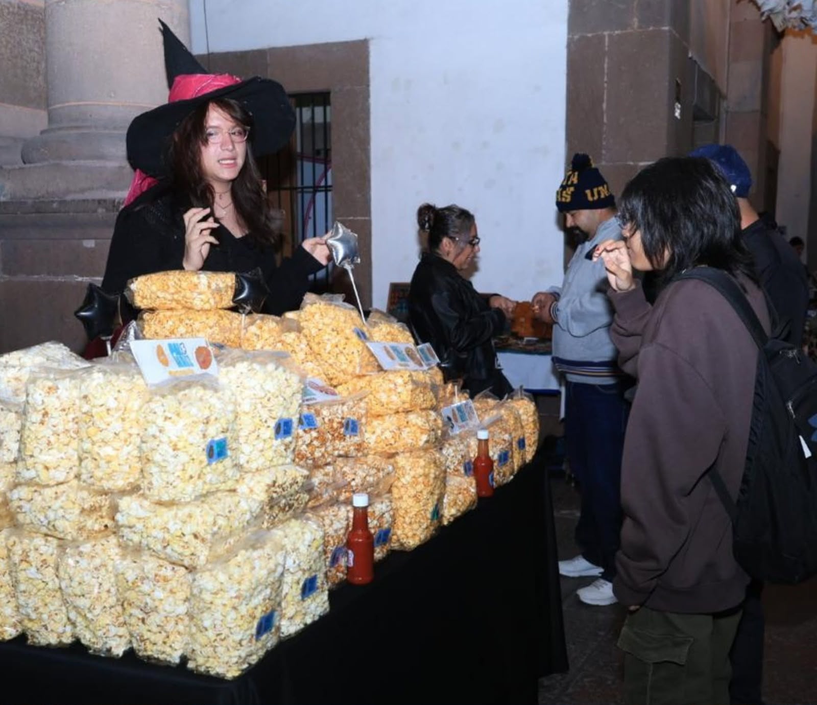 Gobierno de la Capital impulsa el emprendimiento y la inclusión con el primer Mercadito Municipal LGBTIQ+
